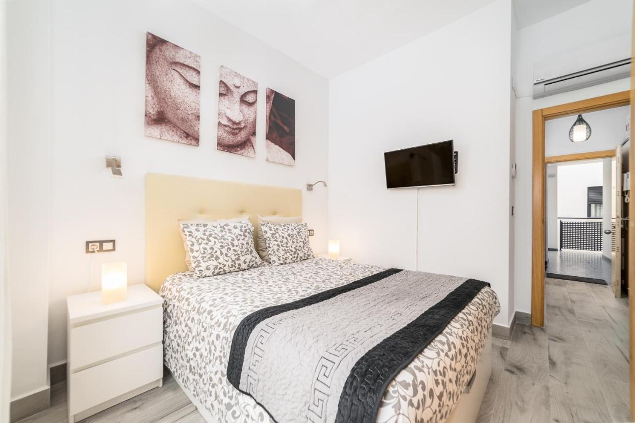 Malaga Suite Picasso With Swimming Pool And Parking In The Center! Buitenkant foto
