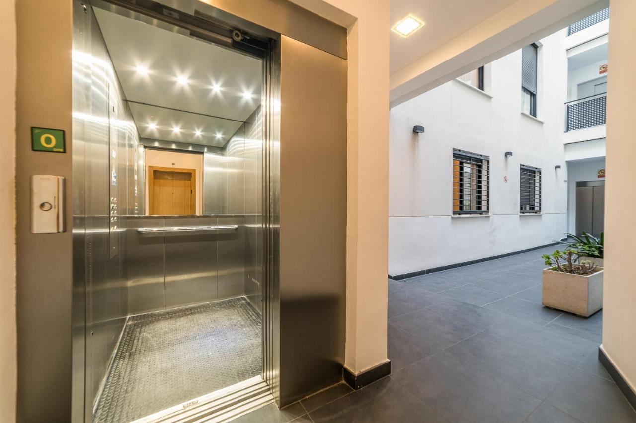 Malaga Suite Picasso With Swimming Pool And Parking In The Center! Buitenkant foto